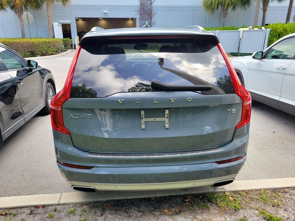 Used 2020 Volvo XC90 T5 Momentum 7 Passenger SUV