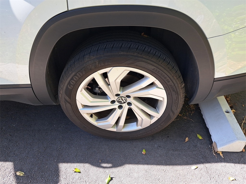 Certified 2023 Volkswagen Atlas 3.6L V6 SE w/Technology SUV