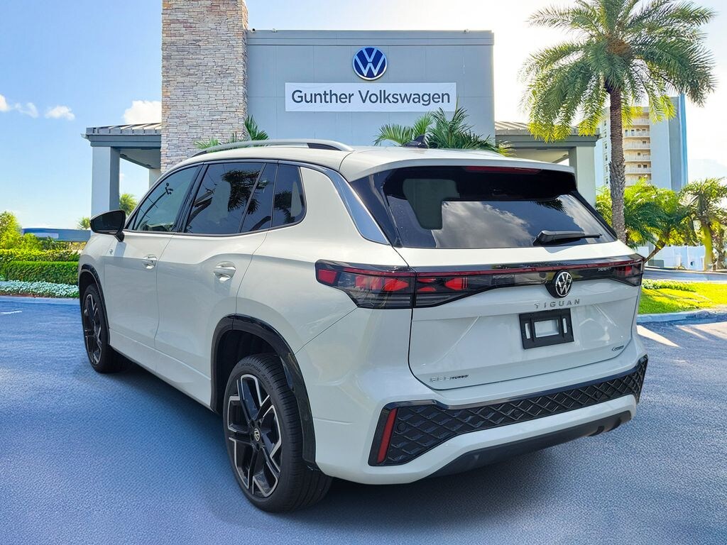 New 2026 Volkswagen Tiguan SEL R-Line Turbo SUV