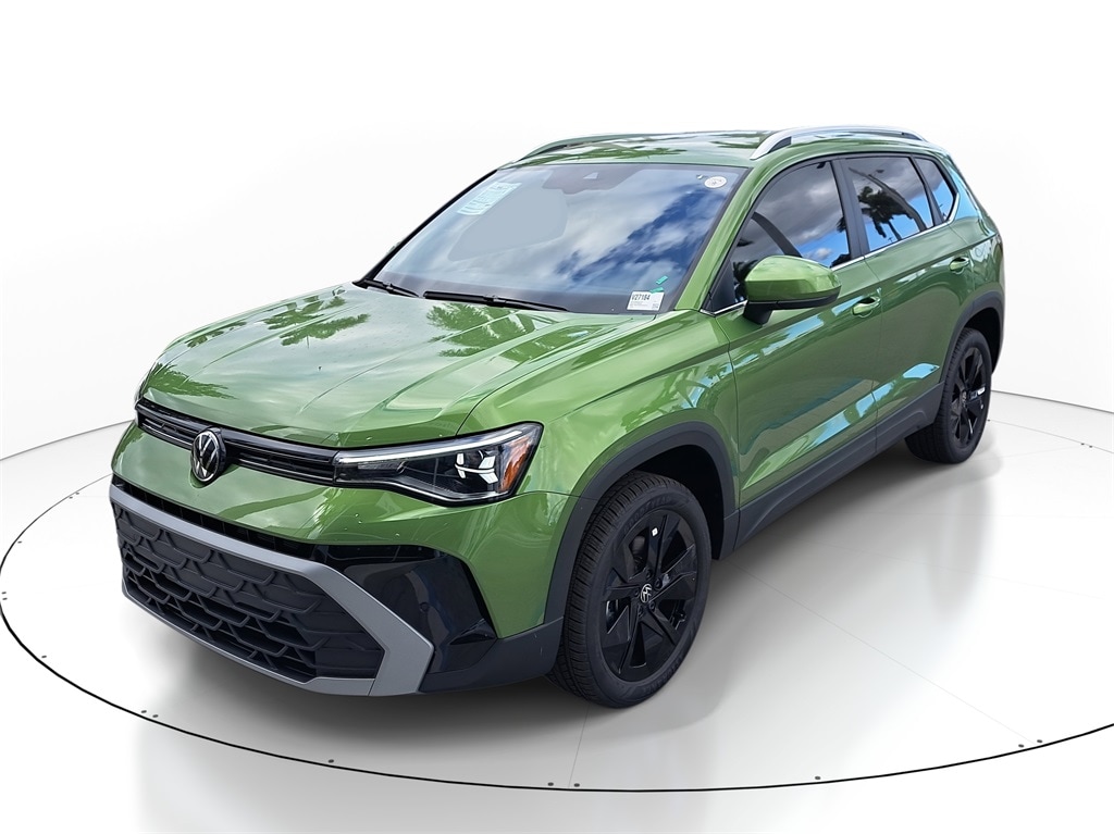 New 2026 Volkswagen Taos 1.5T SE SUV