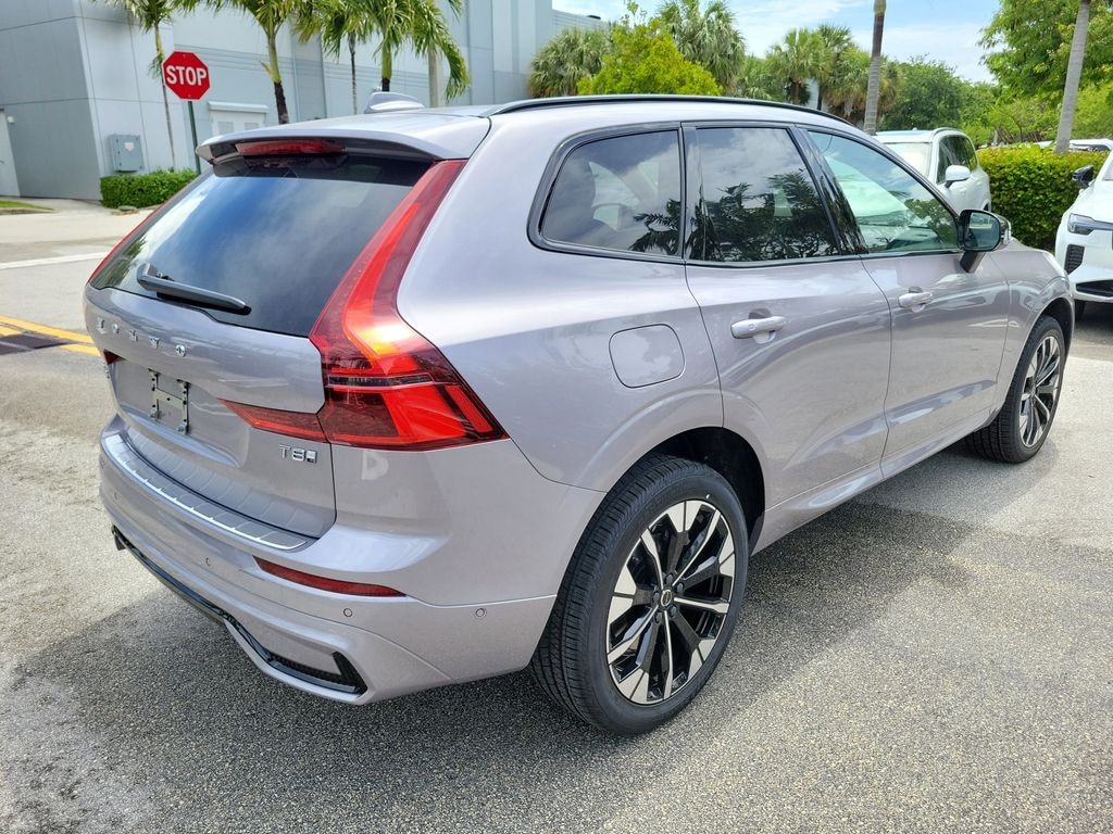 New 2026 Volvo XC60 plug-in hybrid T8 Plus SUV