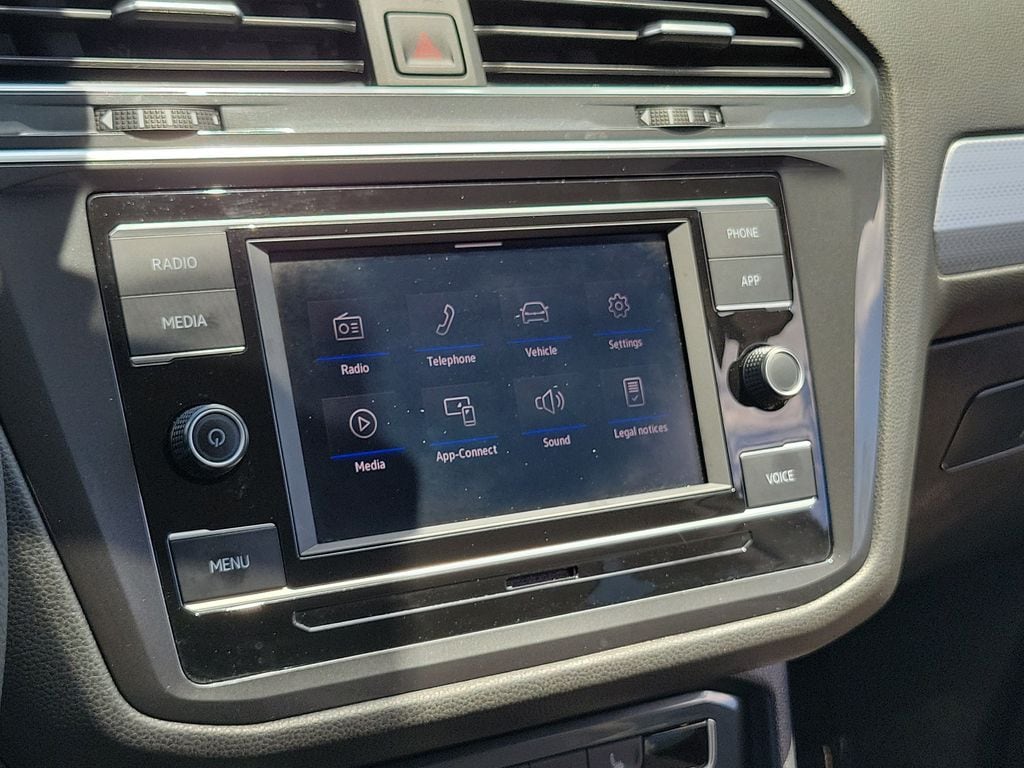 2022 Volkswagen Tiguan S - Photo 26