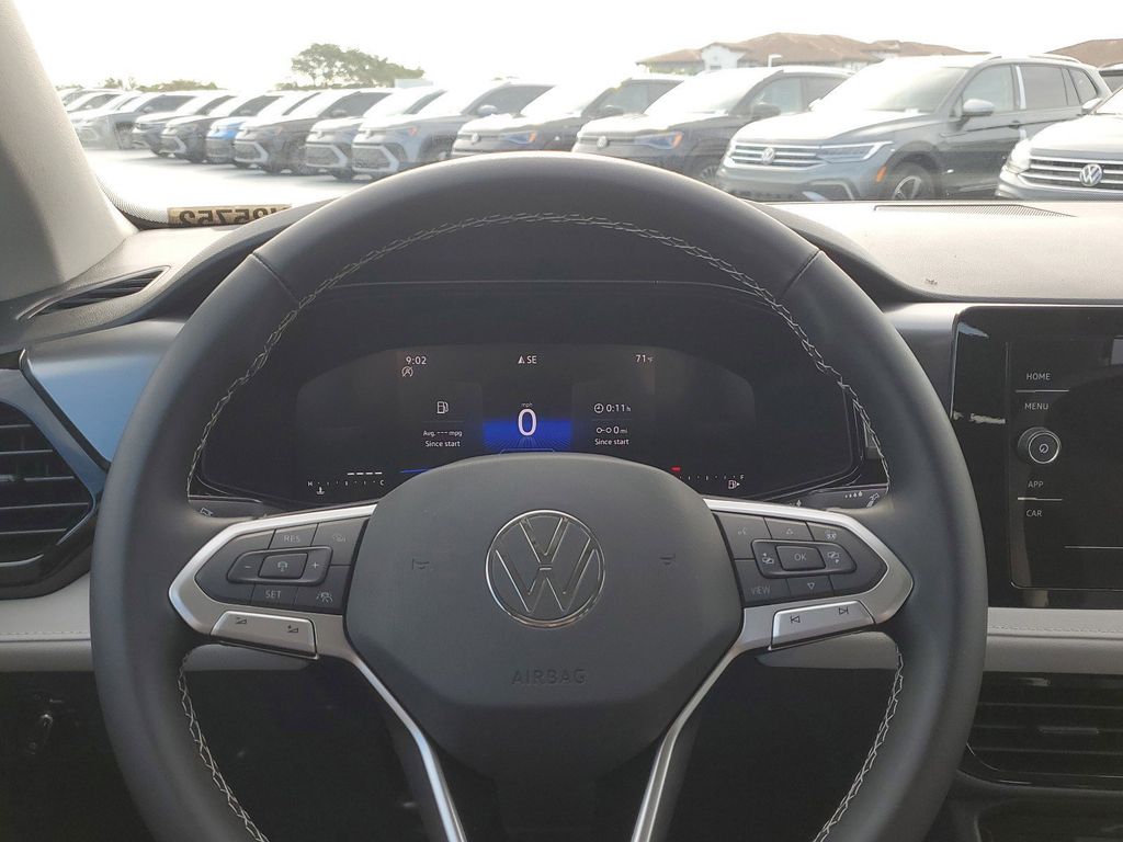 2025 Volkswagen Taos S - Photo 27