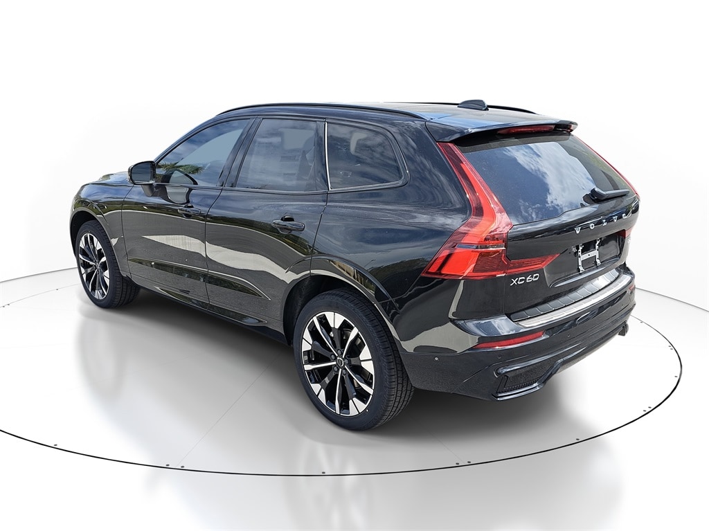 New 2026 Volvo XC60 B5 Plus SUV