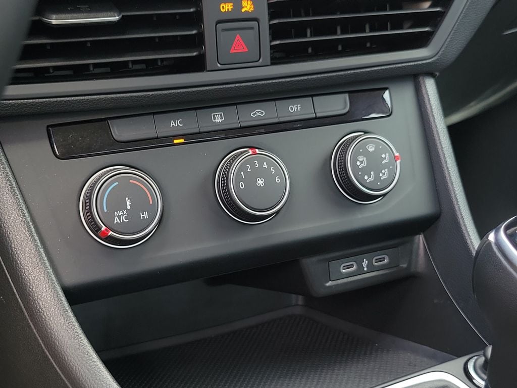 2024 Volkswagen Jetta S - Photo 28