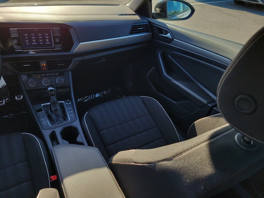 2024 Volkswagen Jetta Sport - Photo 15