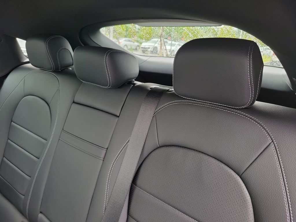 2022 Mercedes-Benz GLC Coupe GLC300 - Photo 13