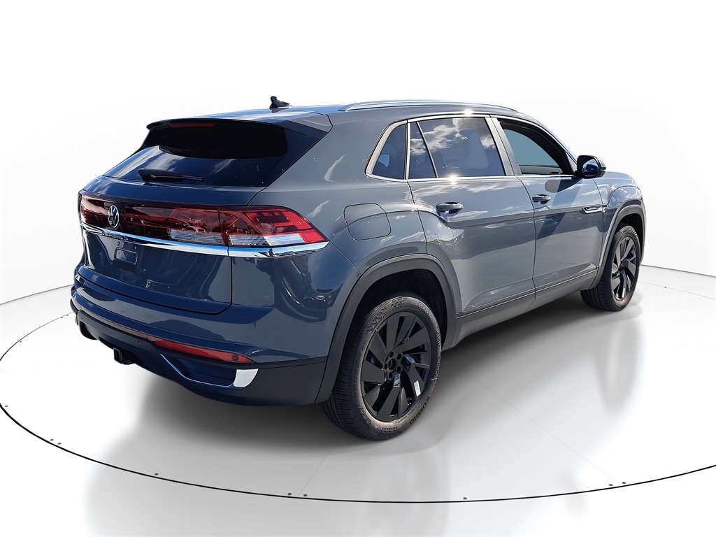 New 2026 Volkswagen Atlas Cross Sport 2.0T SE w/Technology SUV