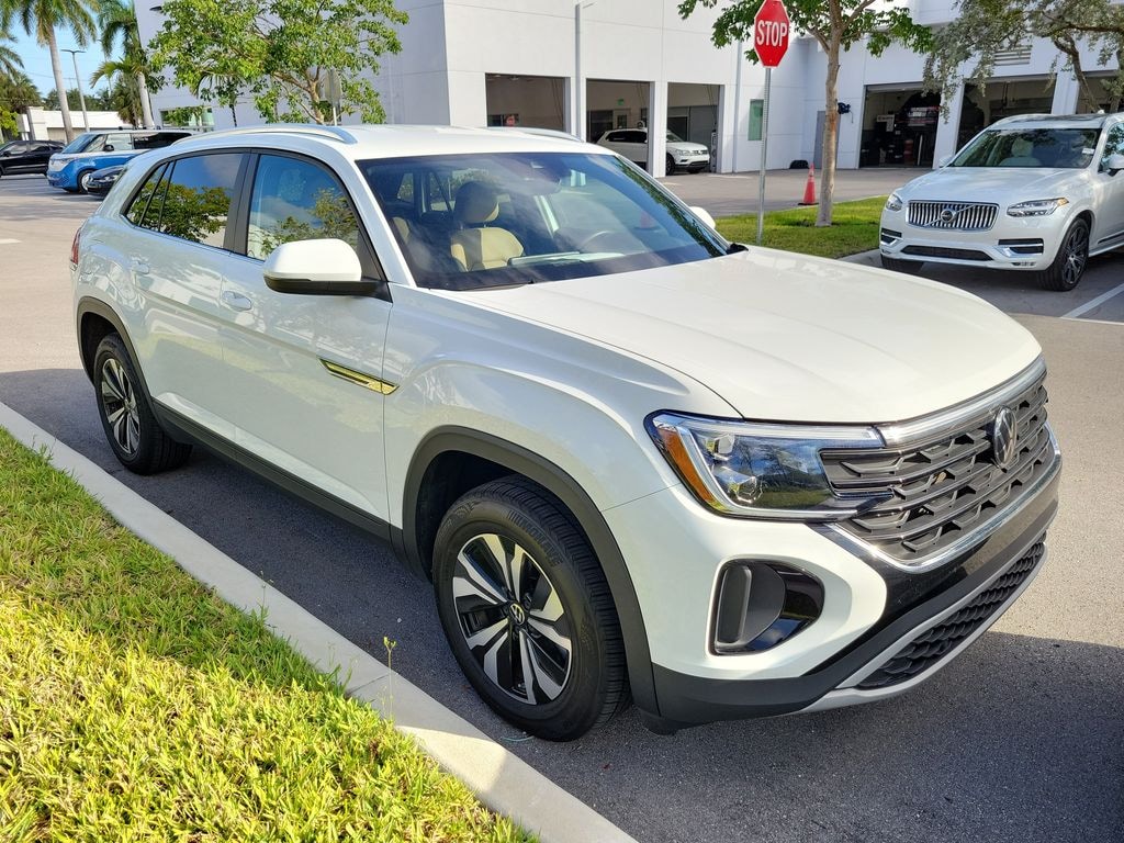 Certified 2024 Volkswagen Atlas Cross Sport 2.0T SE SUV