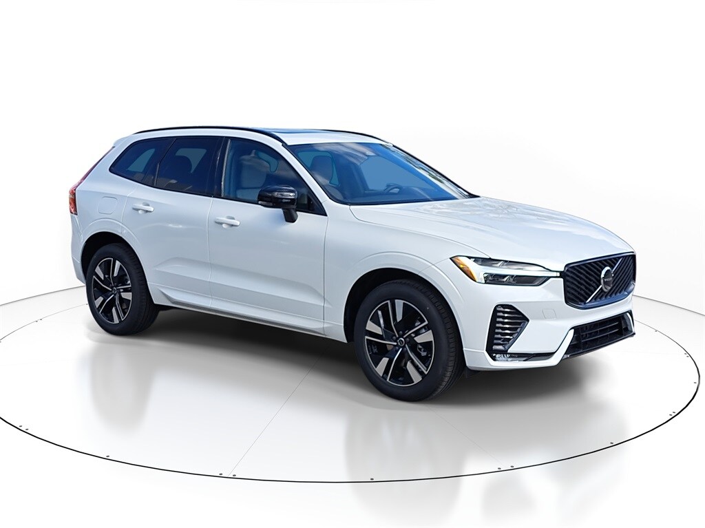 New 2026 Volvo XC60 B5 Core SUV