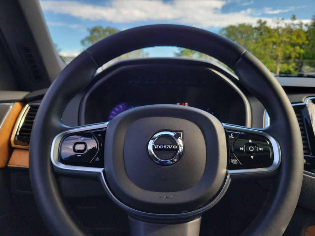 2023 Volvo XC90 Plus - Photo 24