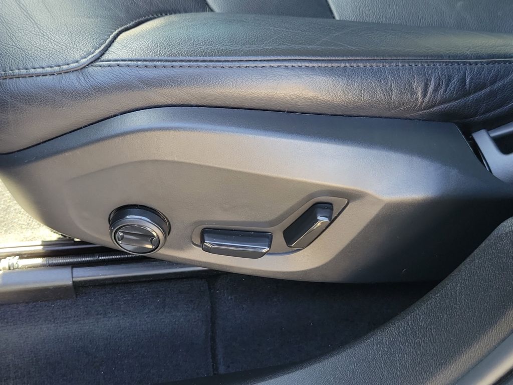 2024 Volvo XC60 Core - Photo 22
