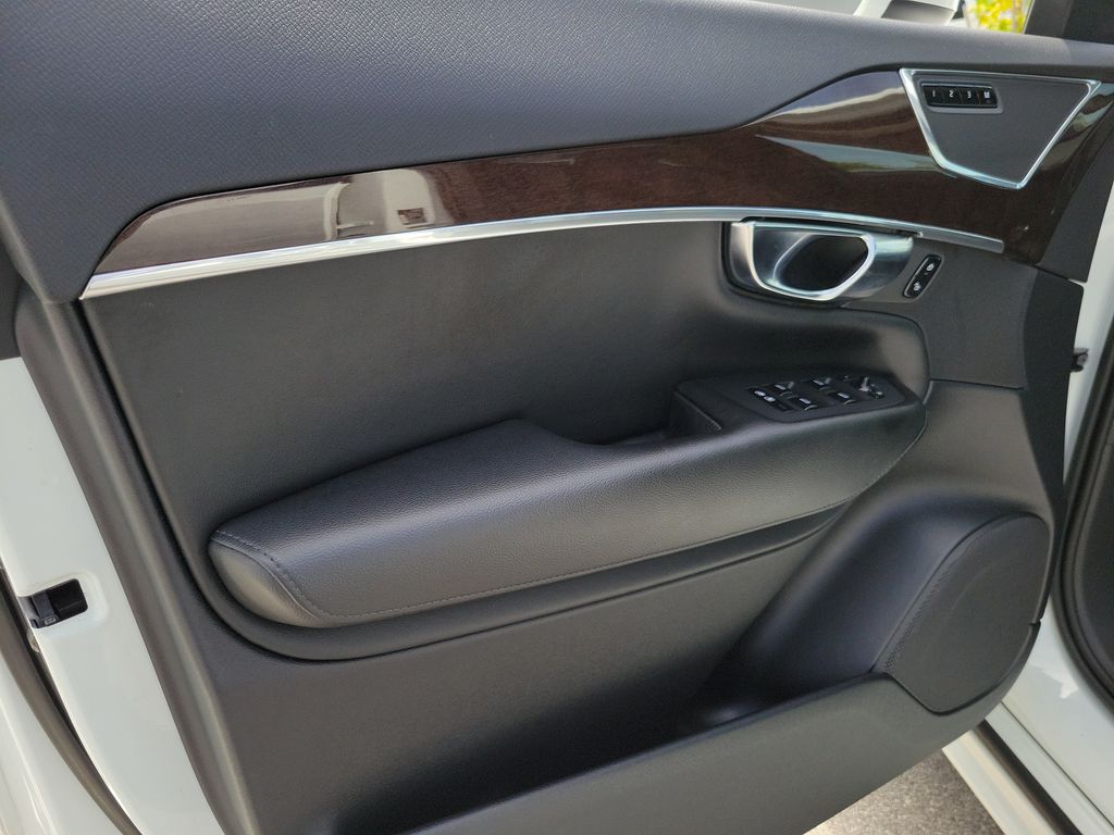 2019 Volvo XC90 Momentum - Photo 18