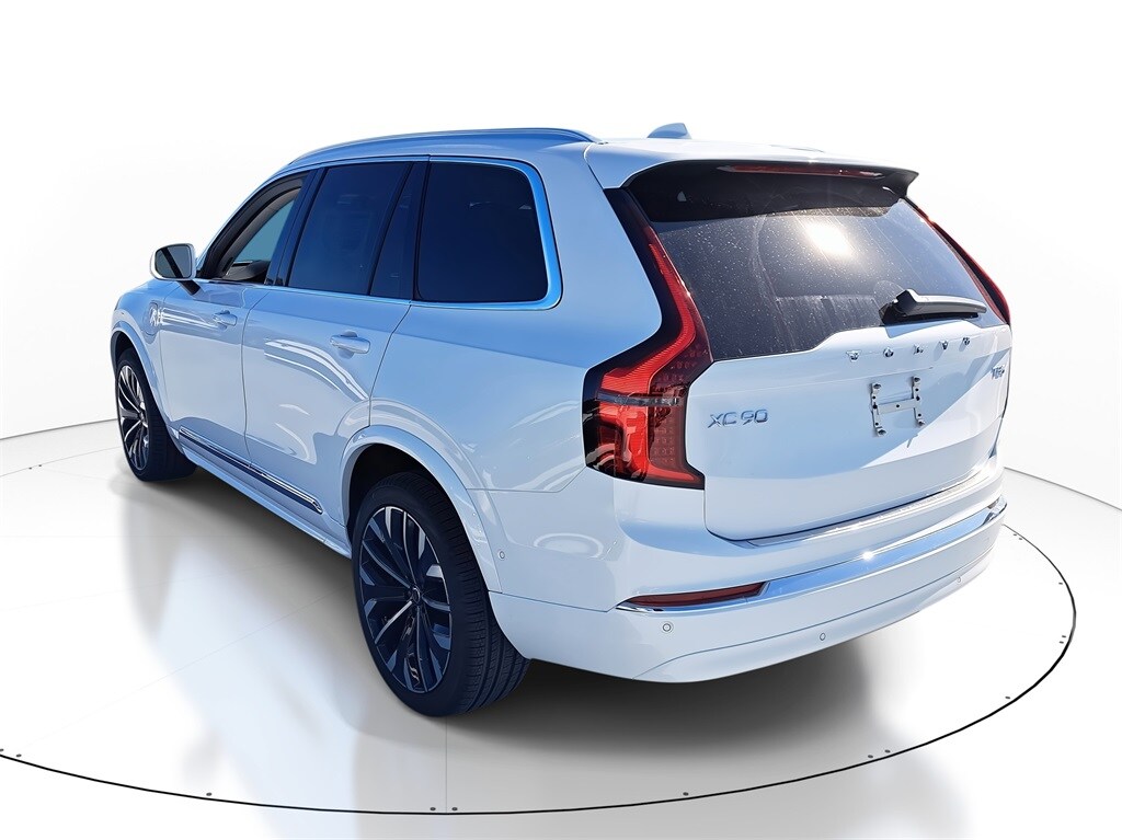 New 2026 Volvo XC90 plug-in hybrid T8 Ultra 7-Seater SUV