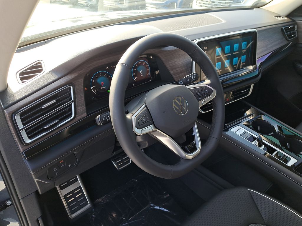 2025 Volkswagen Atlas SEL Premium R-Line - Photo 20