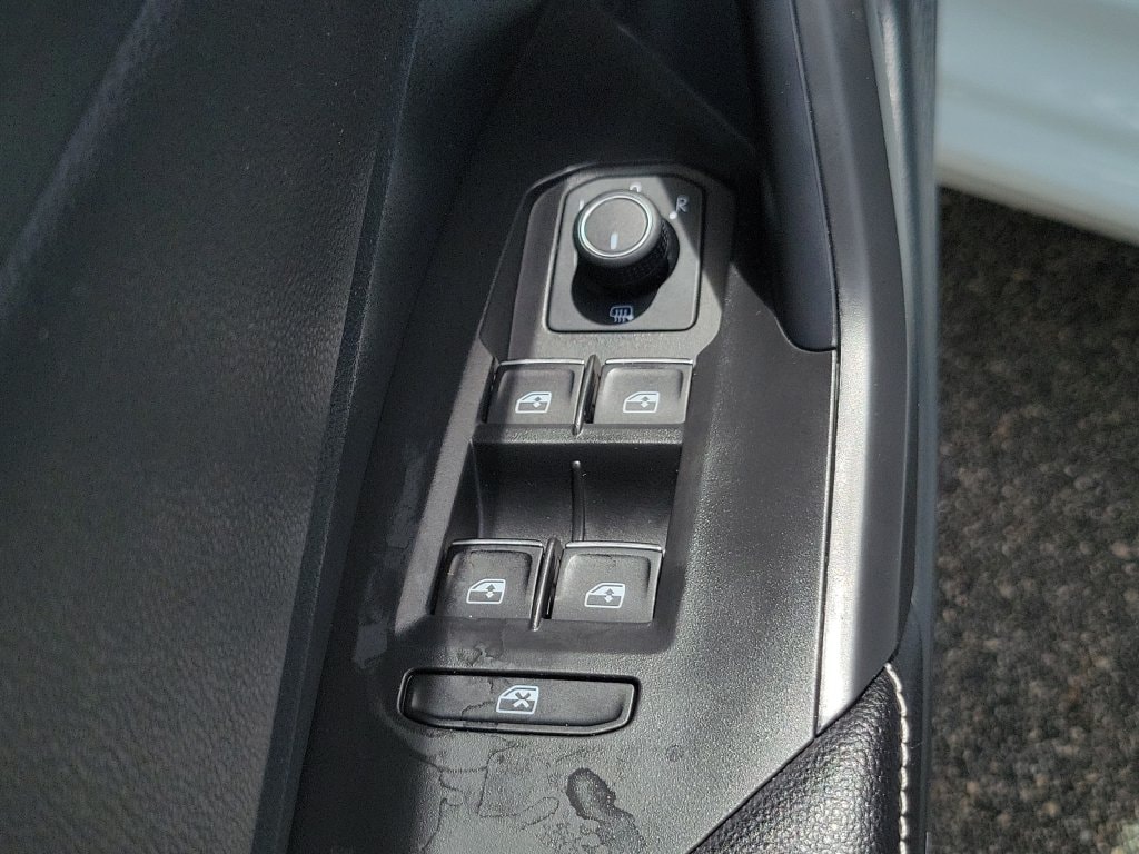 2023 Volkswagen Jetta S - Photo 25