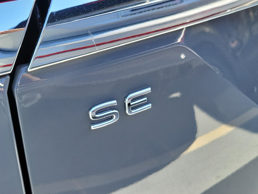 New 2026 Volkswagen Atlas SE w/Technology SUV