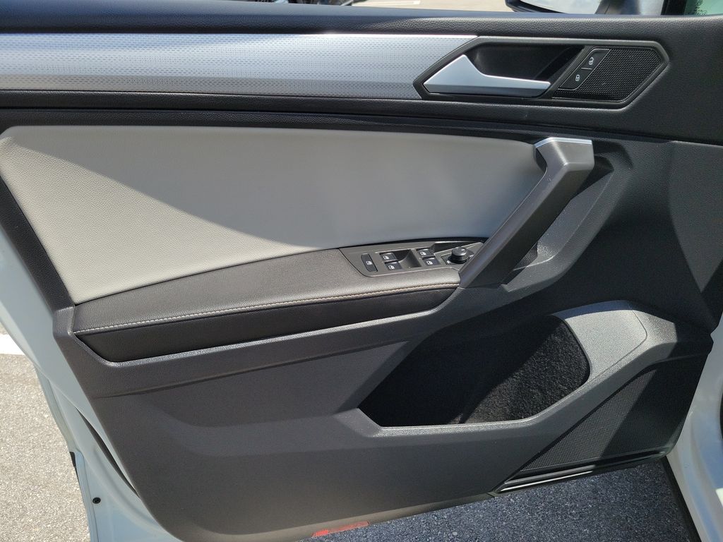 2022 Volkswagen Tiguan S - Photo 16