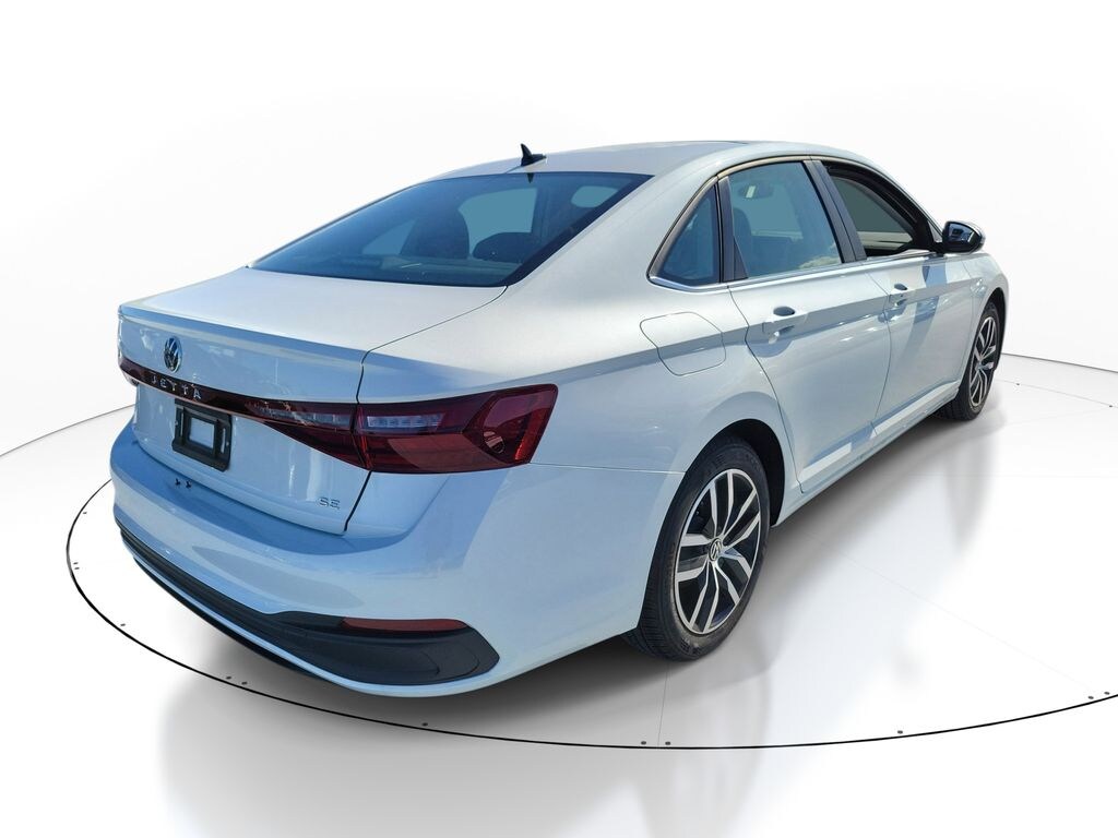 New 2026 Volkswagen Jetta 1.5T SE Sedan