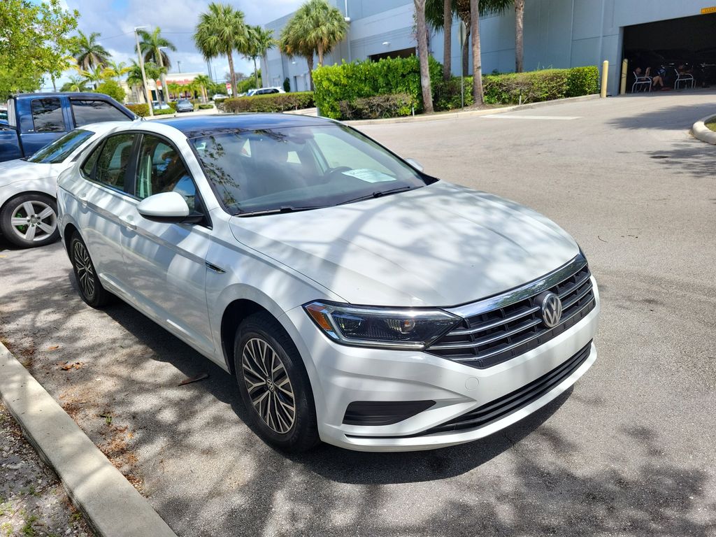 2019 Volkswagen Jetta 1.4T SEL Auto's photo