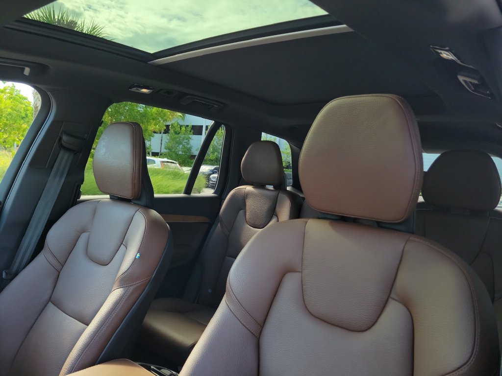 2023 Volvo XC90 Plus - Photo 21