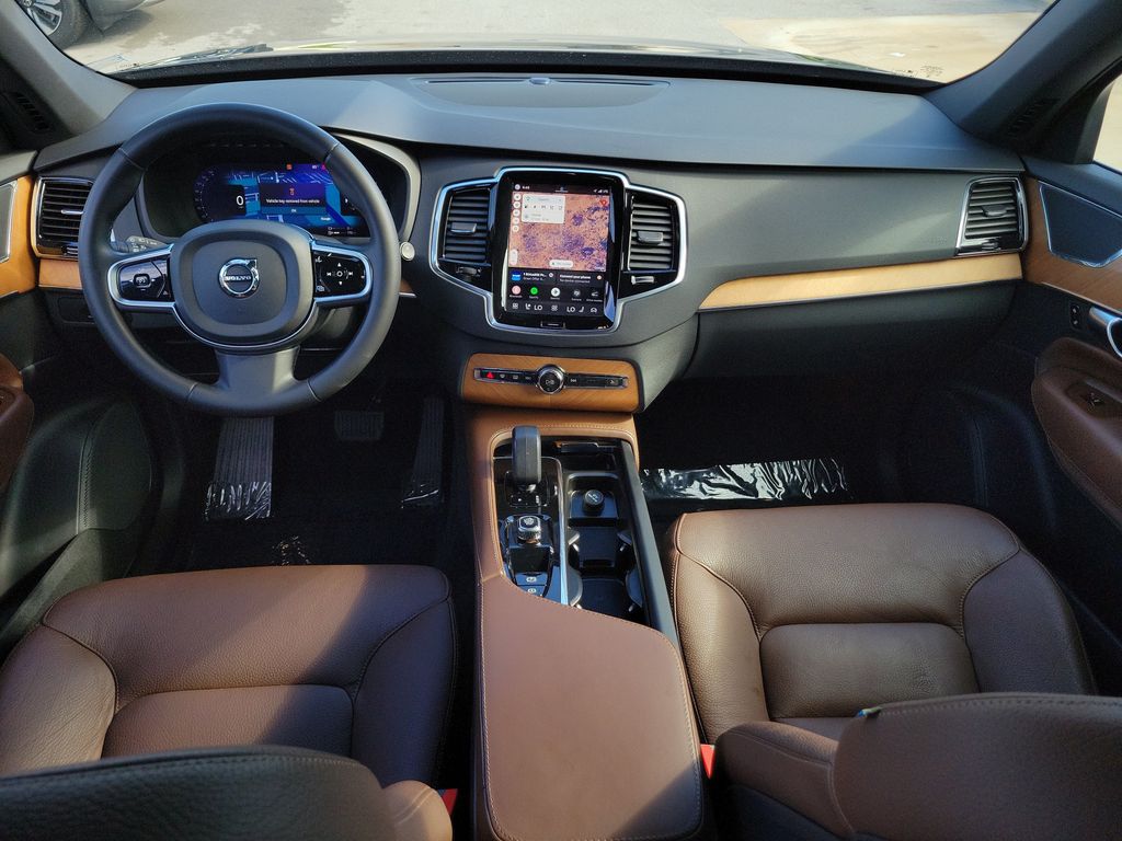 2023 Volvo XC90 Plus - Photo 16