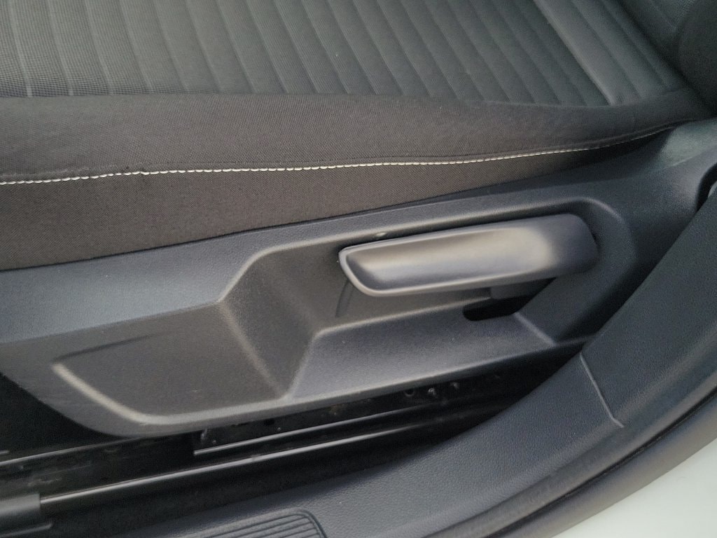2023 Volkswagen Jetta S - Photo 29