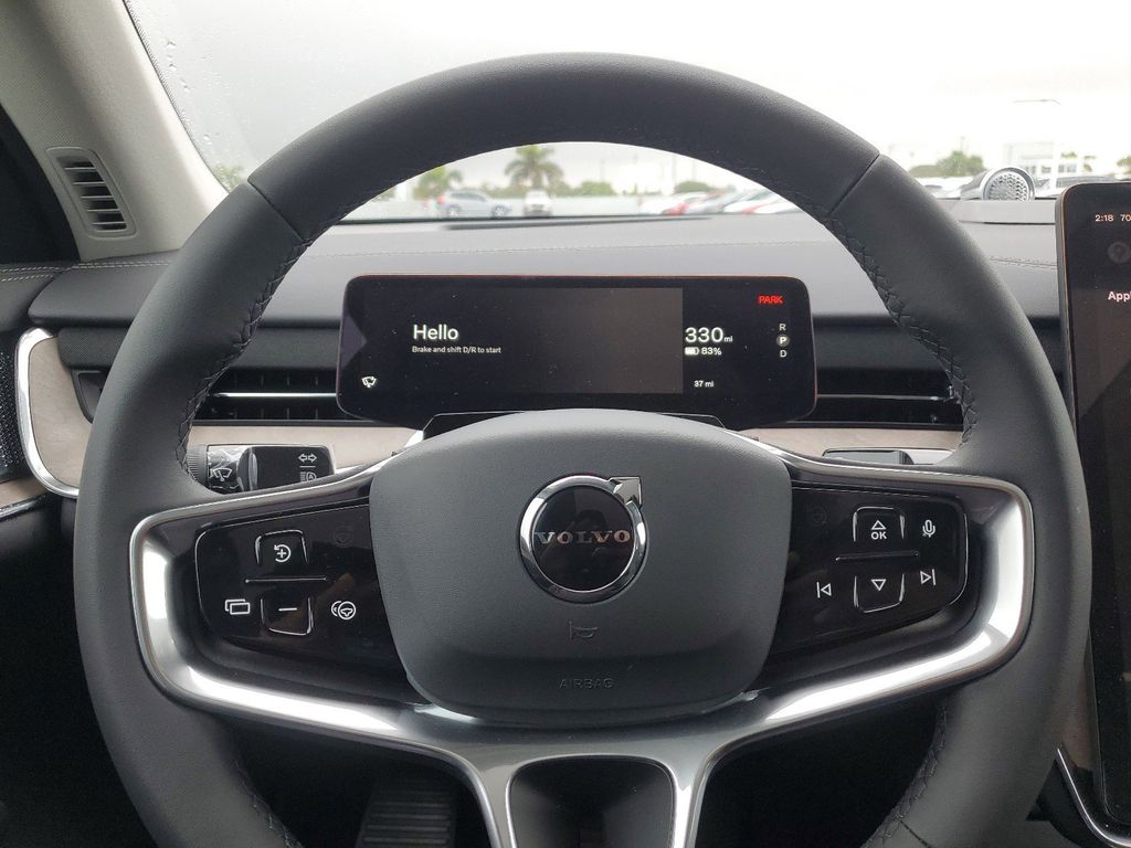2025 Volvo EX90 Ultra - Photo 28