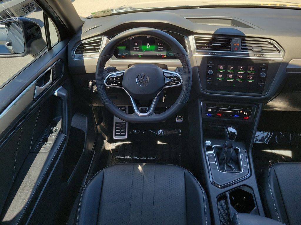 2022 Volkswagen Tiguan SE R-LINE BLACK - Photo 15