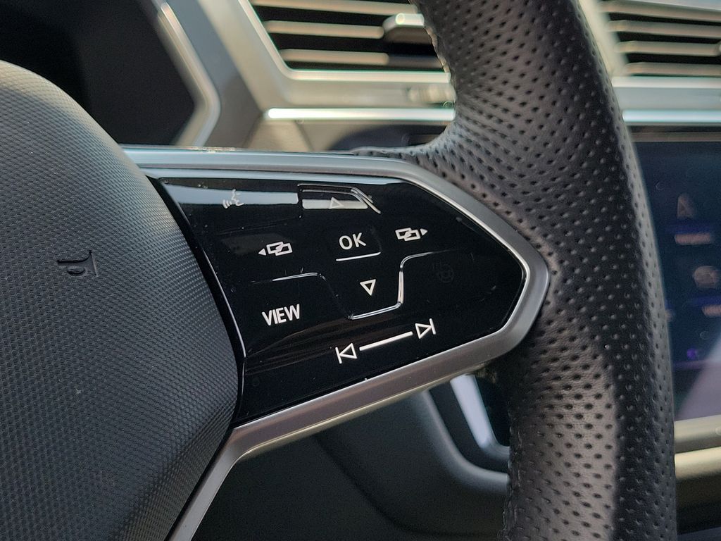 2023 Volkswagen Tiguan SE R-LINE BLACK - Photo 26