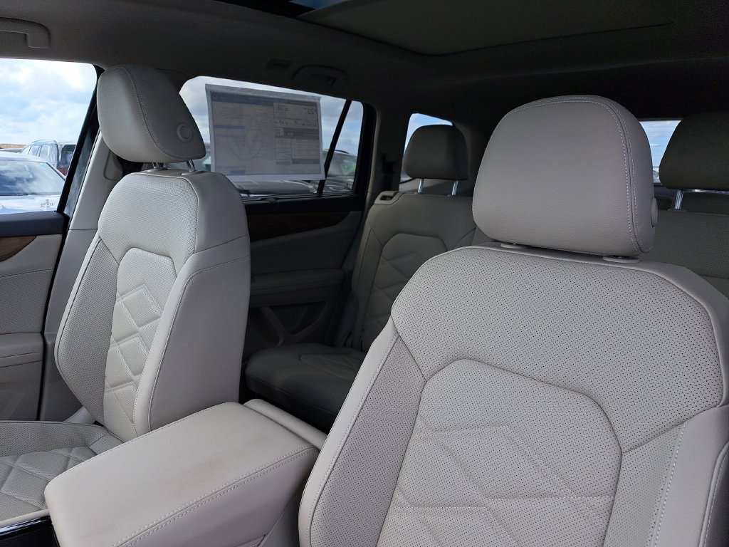2026 Volkswagen Atlas SE w/Tech - Photo 22
