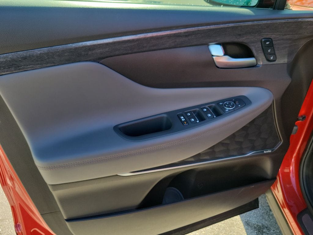 2020 Hyundai Santa Fe Limited - Photo 15