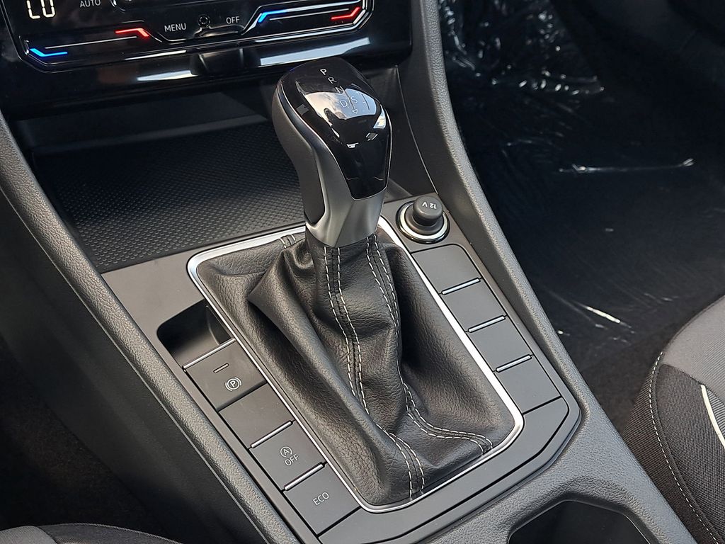 2026 Volkswagen Jetta Sport - Photo 30