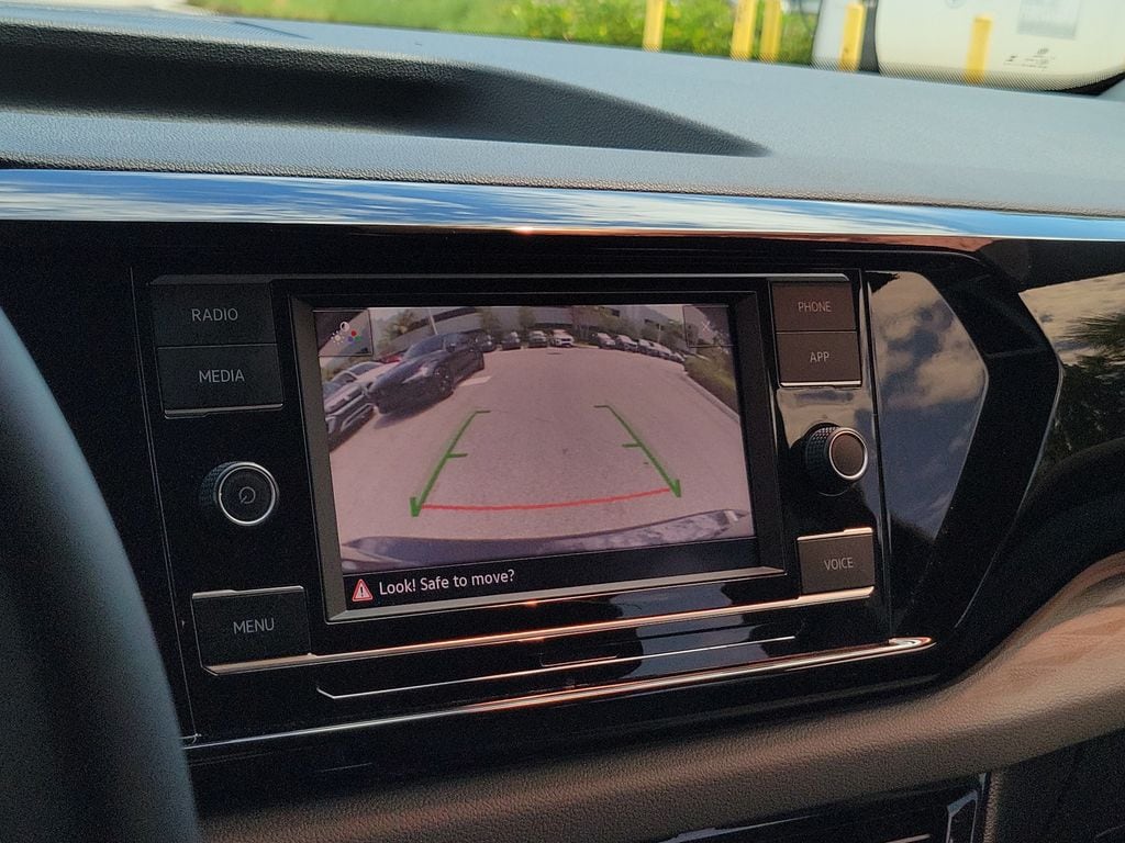2024 Volkswagen Taos S - Photo 28