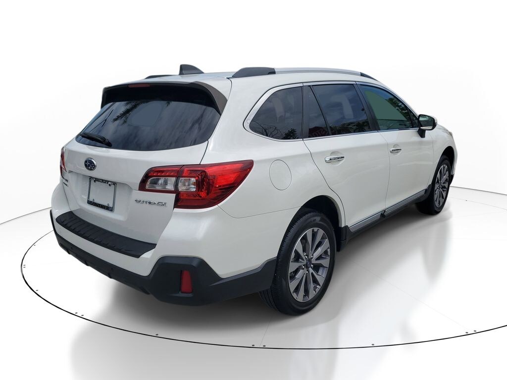 Used 2018 Subaru Outback 2.5i Touring with Starlink SUV