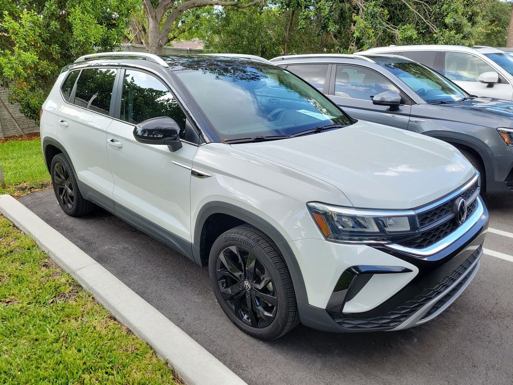 Certified 2024 Volkswagen Taos 1.5T SE SUV
