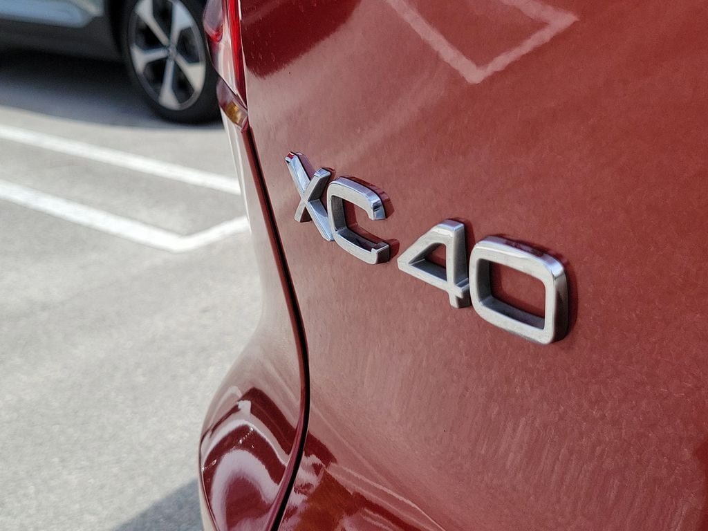 2019 Volvo XC40 Momentum - Photo 5