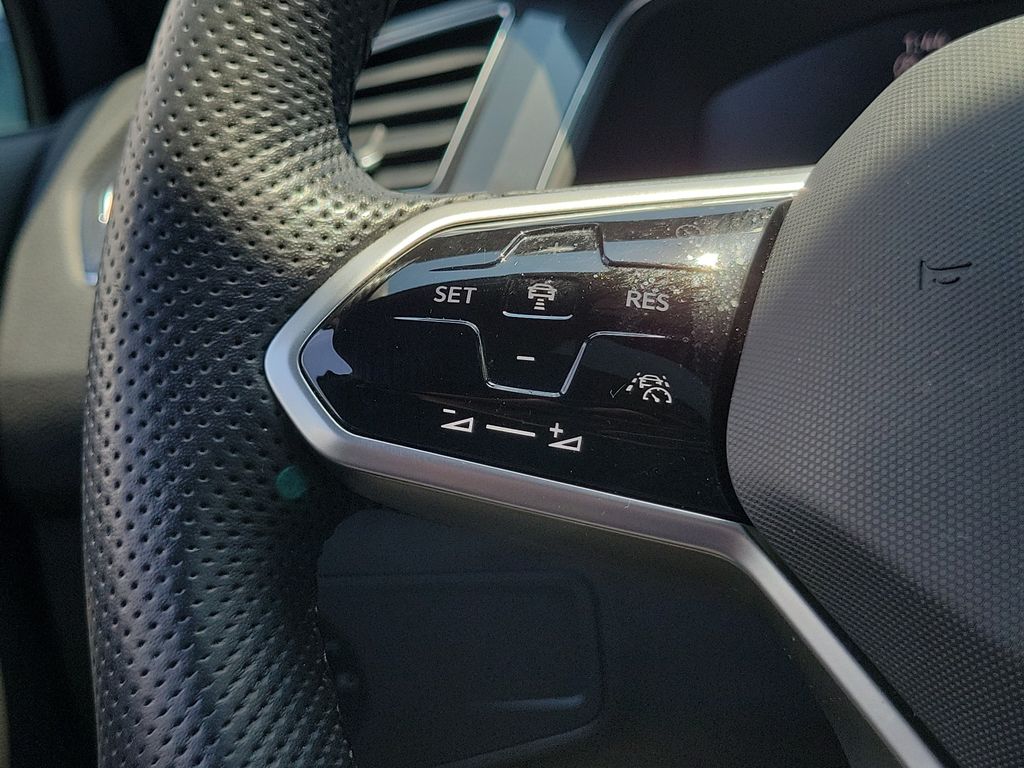 2023 Volkswagen Tiguan SE R-LINE BLACK - Photo 25