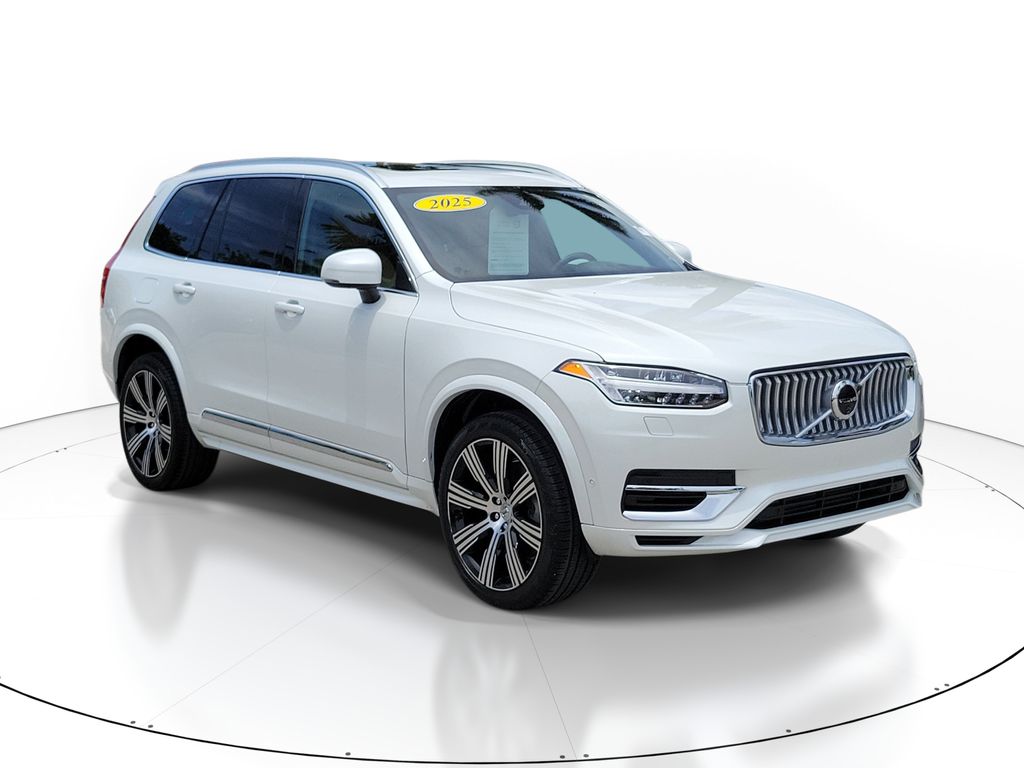 2025 Volvo XC90 Plug-In Hybrid
