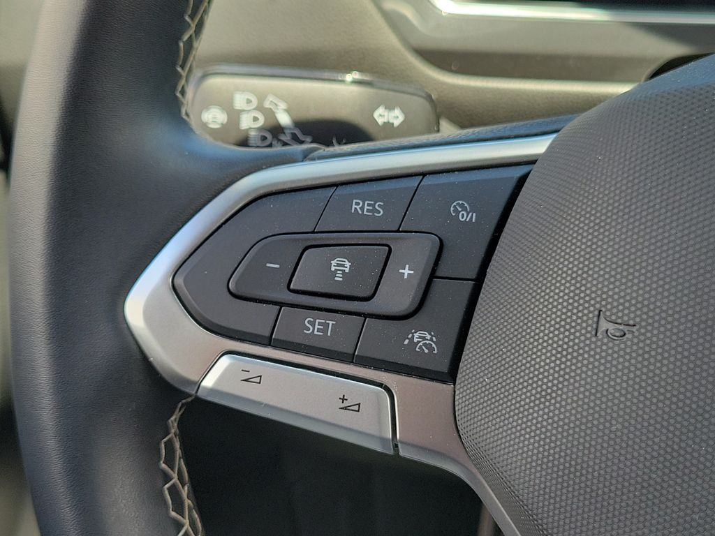 2023 Volkswagen Tiguan SE R-LINE BLACK - Photo 24