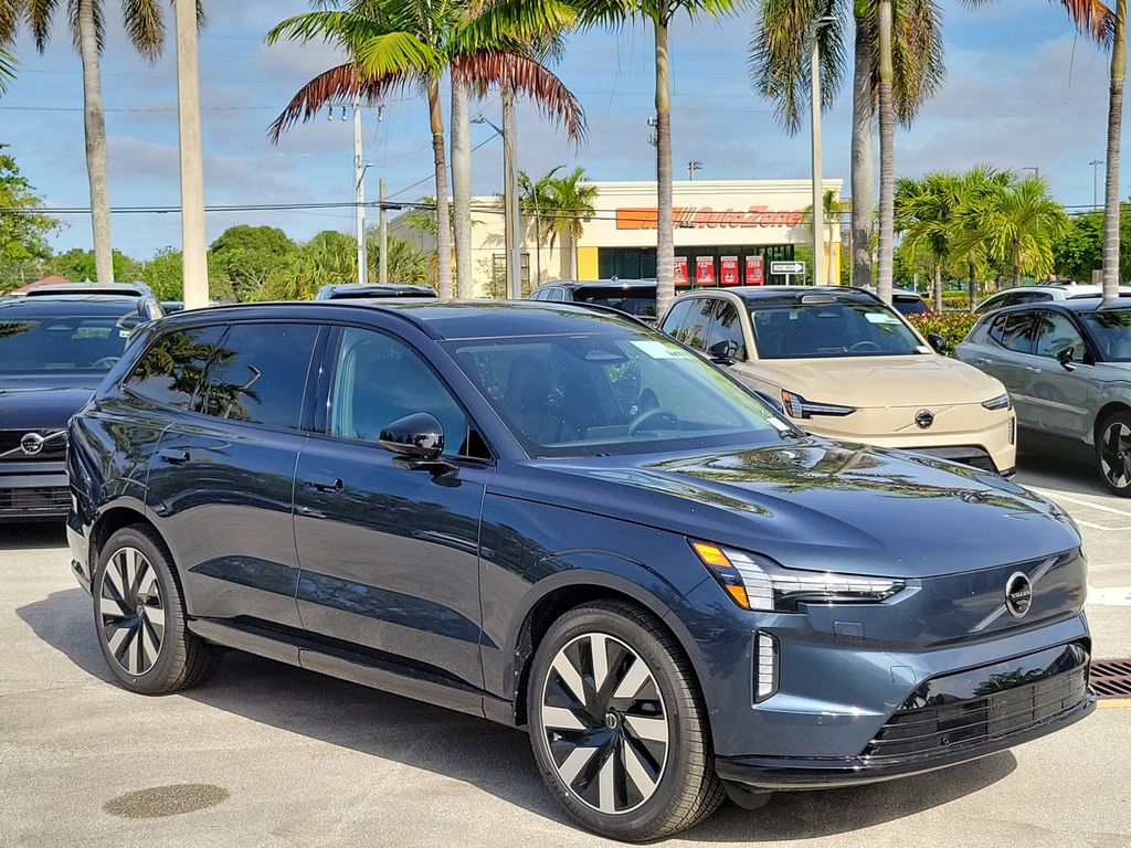 2026 Volvo EX90