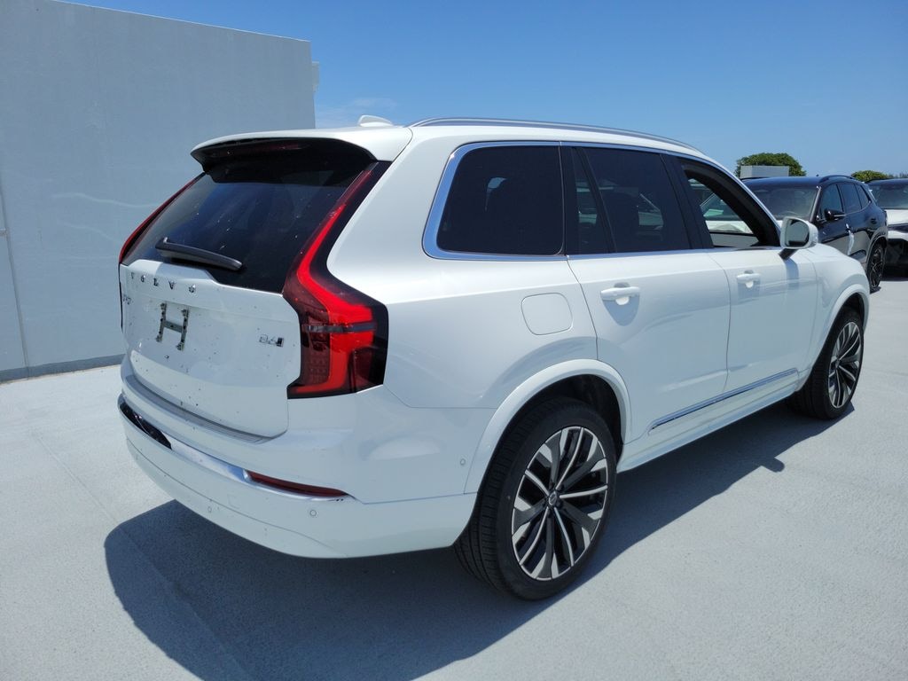 New 2026 Volvo XC90 B6 Plus 7-Seater SUV