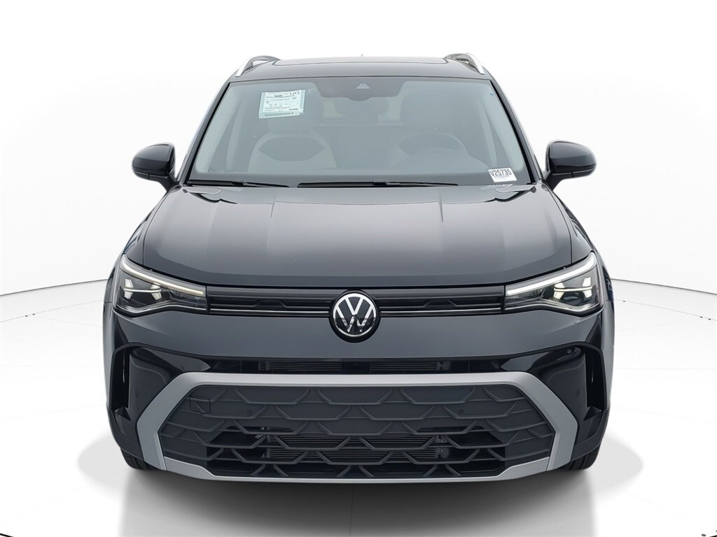 New 2025 Volkswagen Taos 1.5T SE SUV