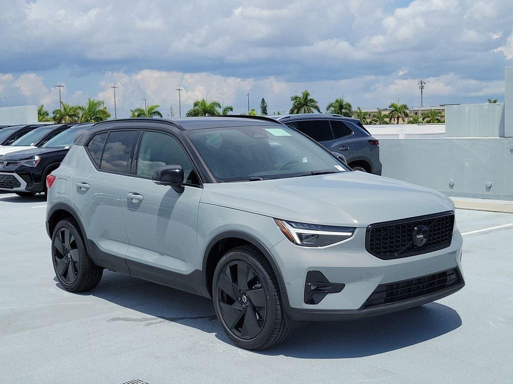 New 2026 Volvo XC40 B5 Ultra Black Edition SUV