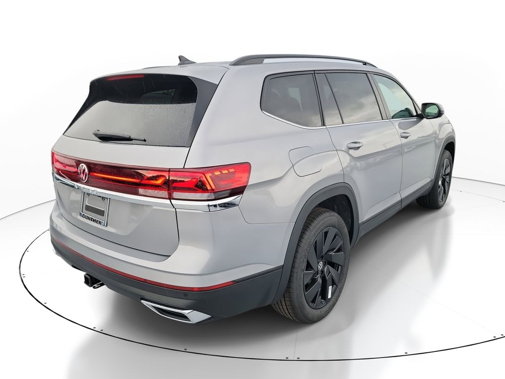 New 2026 Volkswagen Atlas 2.0T SE w/Technology SUV