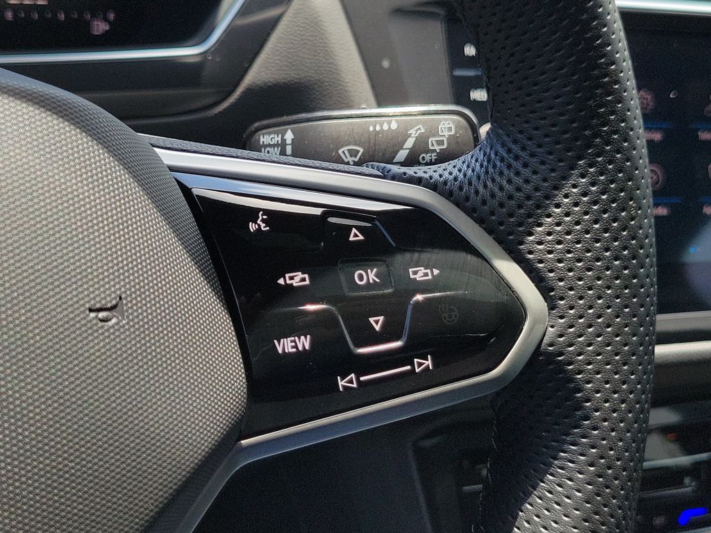 2023 Volkswagen Tiguan SE R-LINE BLACK - Photo 25