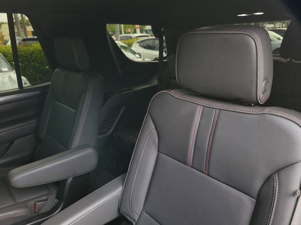 2024 Chevrolet Tahoe RST - Photo 12