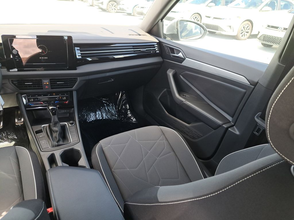 2026 Volkswagen Jetta Sport - Photo 16