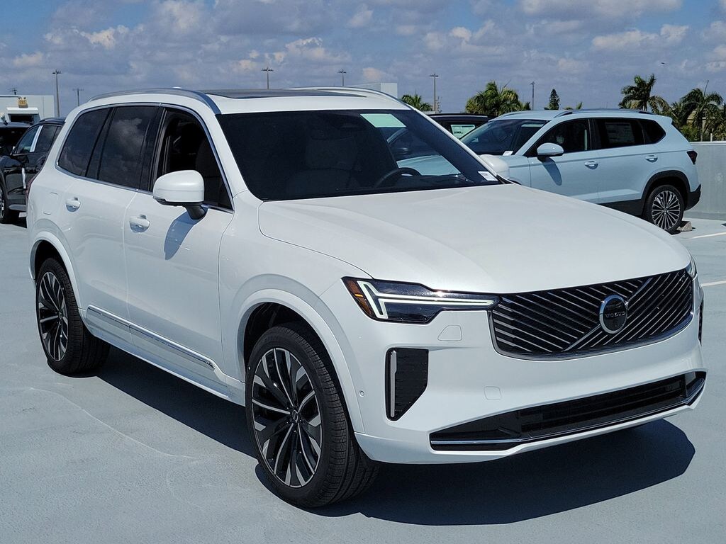 New 2026 Volvo XC90 B6 Ultra 7-Seater SUV
