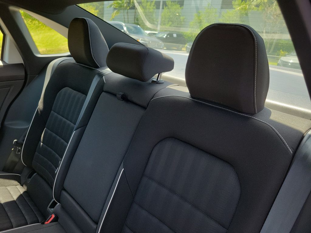 2023 Volkswagen Jetta Sport - Photo 9